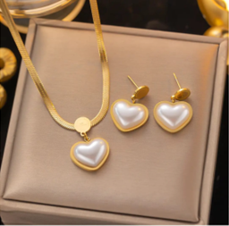 Golden Heart Pearl Love Set