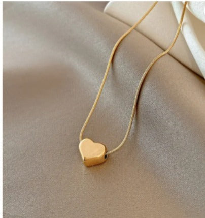 Golden Heart Minimal Necklace
