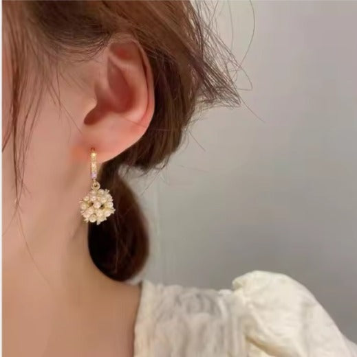 Pearl Bloom Drop Hoops